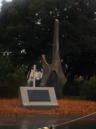 Ryokuchi Park Monument