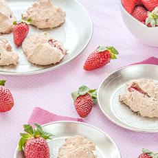 Strawberry Ricciarelli