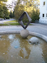 Springbrunnen Mit Skulptur
