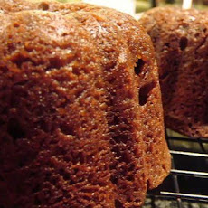 Mom's Cinnamon Cake With Zucchini