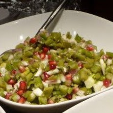 Green bean salad with pomegranate seeds and fennel
