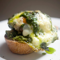 Roasted Portabello Mushroom Baked with Egg, Pesto and Cheddar