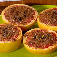 Broiled, Spiced Brown Sugar Grapefruit Halves