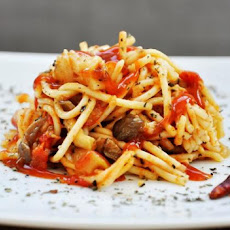 Oyster Mushroom Spaghetti With Tomato and Basil Sauce