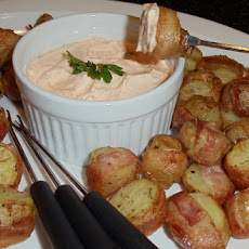 Bacon Wrapped Potato Bites With Spicy Sauce
