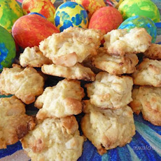 White Chocolate Macadamia Biscuits (Cookies) (Australian)
