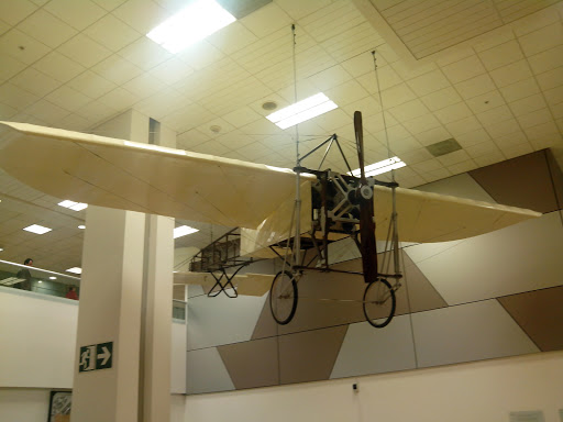 Avión Antiguo