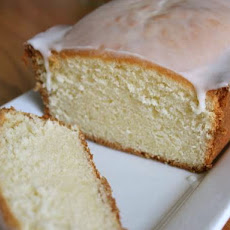 Gluten-Free Tuesday: Buttermilk Pound Cake