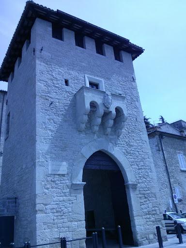 Porta Del Paese San Marino