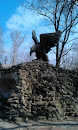 Орел Bird Statue