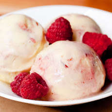 Ginger-Raspberry Swirl Ice Cream