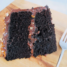 Fudgy Chocolate Pretzel Cake