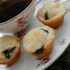 Blueberry-stuffed Mini-Muffins