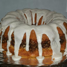 Honey Bun Cake