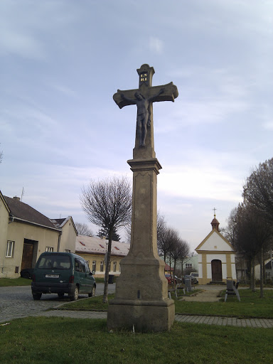 Kamenný kříž 1745