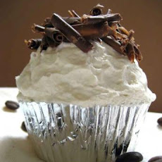 Tiramisu Cupcakes (Uses Cake Mix)