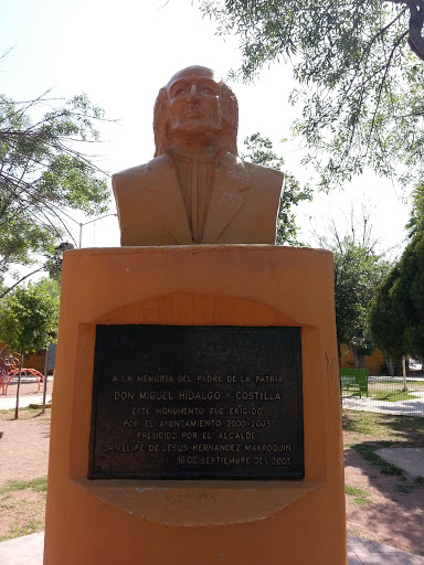 Busto A Hidalgo Juarez