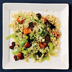 Chicken Fried Rice with Leeks and Dried Cranberries