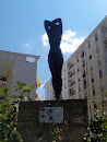 Eva Statue