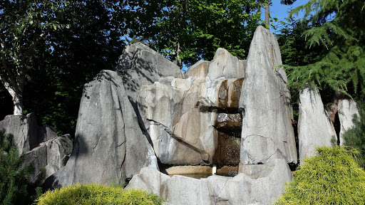 Tigh Na Mara Rock Fountain