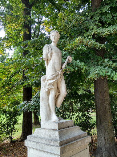 Statua con Arpa