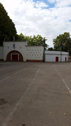 Les Arènes De Plaisance