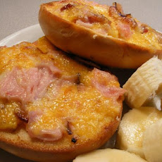 Ham and Cheese Pizza Mini-Bagels