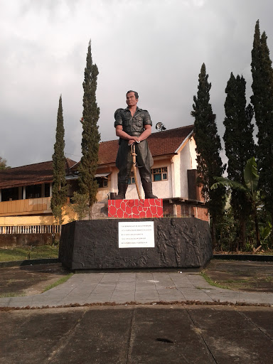 Lettu Anumerta Soediarto Statue
