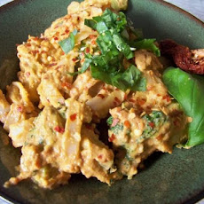 Creamy Basil and Sun-Dried Tomato Vegan Pasta