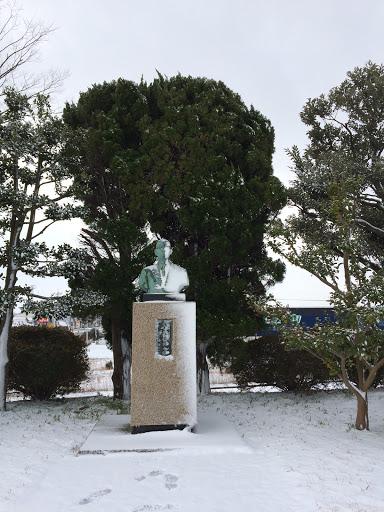 Statue of Sotoji Asai 浅井外治翁像