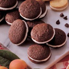 Cream-Filled Chocolate Cookies