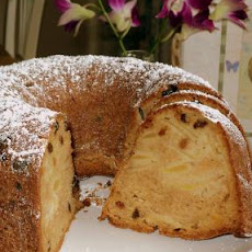 Sour Cream Apple Cake