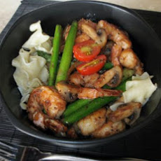 Mushrooms, Asparagus and Shrimp over Egg Noodles