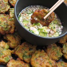 Tod Mun Goong ( Thai Fish and Shrimp Cakes )