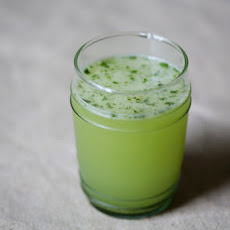 Basil-Vodka Gimlet