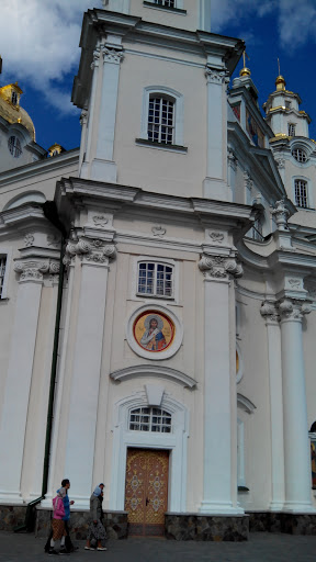 Храм Почаєва