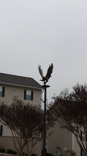 Eagle Point Eagle Statue 