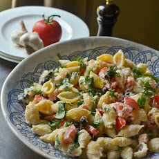 Roasted Garlic, Olive and Tomato Pasta Salad