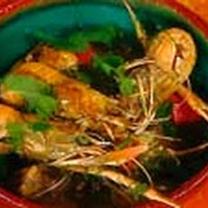 Scampi with Garlic, Chiles and Mint: Scampi con Aglio, Peperoni e Nepitella