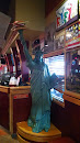 Red Robin Statue of Liberty