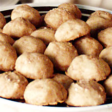 Polvorones de Canele (Cinnamon Cookies)
