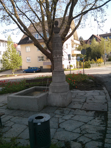 Portal - Brunnen an der alten Feuerwache