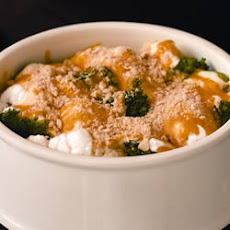 Easy Cauliflower and Broccoli au Gratin