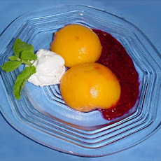 Poached Peaches With Raspberry Sauce