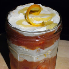 Strawberry-Rhubarb Tiramisú