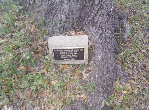 Oak Memorial Plaque 