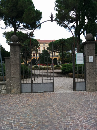 Ingresso Giardini Giovanni Pascoli