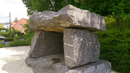 La Motte Aux Megalithes