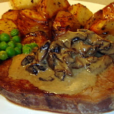 Beef Fillets With Stilton Portabella Sauce