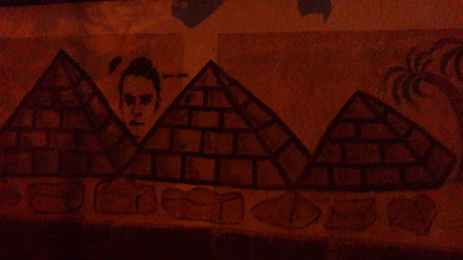 Pyramids Graffiti